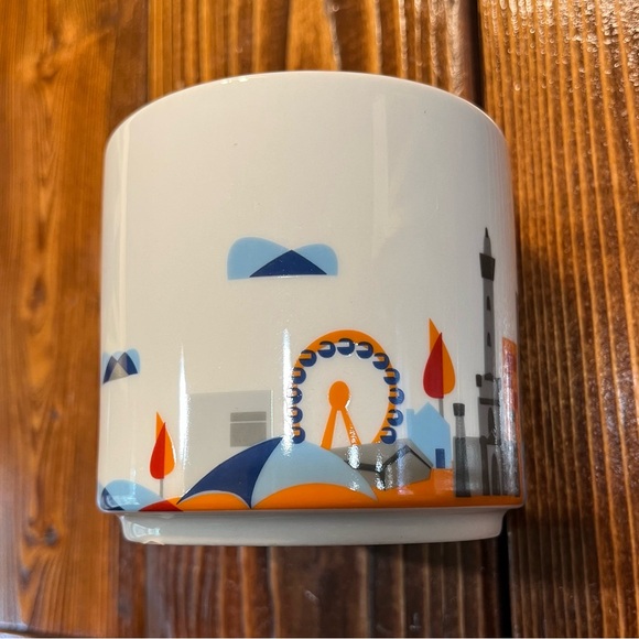 Starbucks You Are Here Collector Series Chicago Coffee Cup Mug 14oz NIB 2014 - Picture 4 of 9